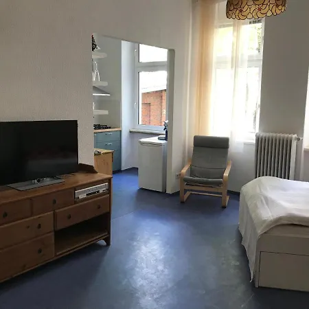 Lejlighed Klein App In Alt - Tegel *