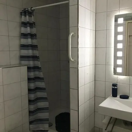 Klein App In Alt - Tegel *