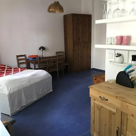 Klein App In Alt - Tegel * 柏林